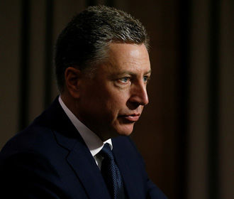 Волкер надеется, что Украина не будет продлевать военное положение