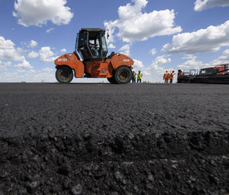 В ремонт дорог вложат 100 млрд – Шмыгаль