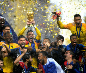 Франция второй раз в истории стала чемпионом мира по футболу