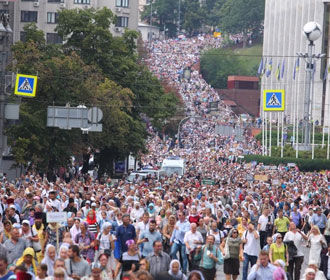 250 тысяч верующих Украинской православной церкви приняли участие в крестном ходе в Киеве