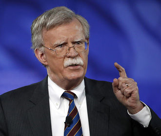 Болтон заявил, что смена режима в Иране не является целью США