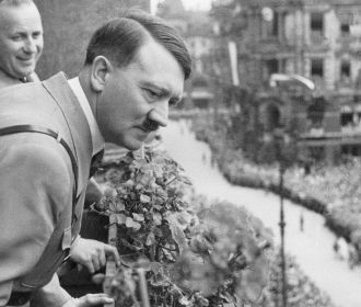 Парубий назвал Гитлера "самым большим демократом"