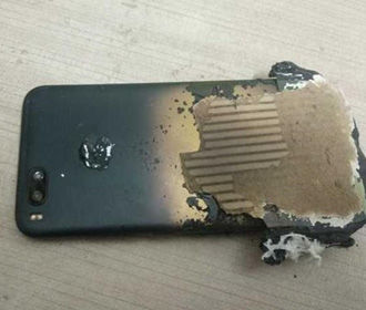 Смартфон Xiaomi взорвался рядом со спящим владельцем