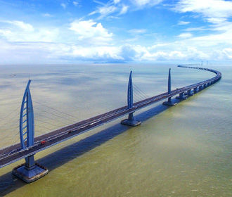 В Китае открыли самый длинный мост в мире