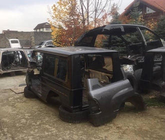 Под Киевом задержали угонщиков элитных автомобилей
