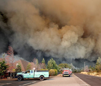 Число жертв пожаров в Калифорнии увеличилось до 63 человек