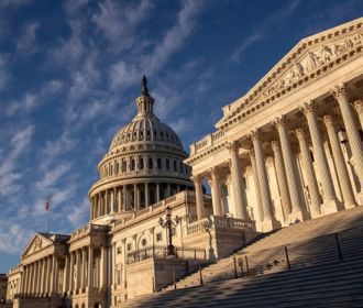 Сенат США продлил финансирование правительства до 20 декабря