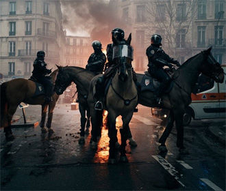 Кремль открестился от беспорядков во Франции