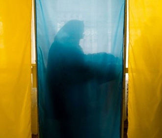В Украине начались президентские выборы
