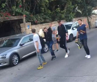 Зеленского и его команду засекли возле израильской резиденции Коломойского