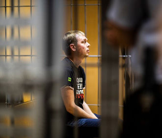 Суд в Москве арестовал пятого экс-полицейского по делу журналиста Голунова