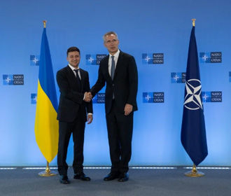 Двери к членству Украины в НАТО открыты - Столтенберг