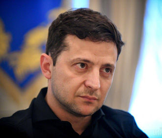 Зеленский прокомментировал идею Тимошенко не обращать внимание на решение КС