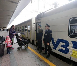 Укрзализныця добавит к пассажирским поездам почтовые вагоны