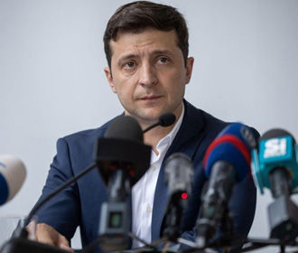 Зеленский заявил, что война на Донбассе может закончиться через год