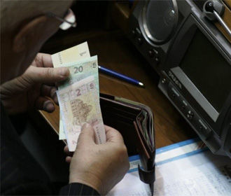 Украинцы больше всего обеспокоены нехваткой денег