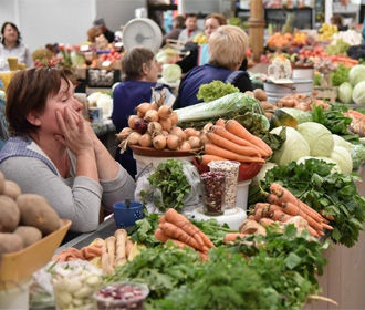 На Украине разрешили открыть продуктовые рынки при соблюдении трех условий