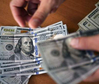 НБУ увеличил предельную сумму валютных операций