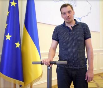 Зеленский получил заявление Гончарука об отставке и рассмотрит его