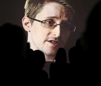 Сноуден рассказал о попытке ФСБ завербовать его
