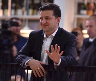 Зеленский: отставка Данилюка не связана с ПриватБанком, он хотел быть премьером