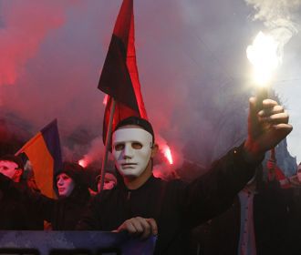 Резидент Сomedy Club пожаловался на толпы фашистов в Киеве