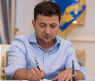 Зеленский подписал продление действия закона об особом статусе Донбасса