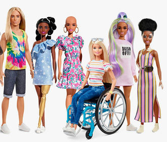 В продаже появились лысые куклы «Барби» с болезнями