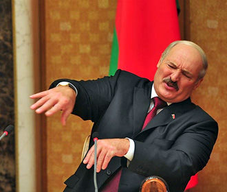 Лукашенко заявил, что бессимптомно перенес коронавирус