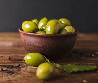 Как выбрать оливки? Советы экспертов «Полезной программы»