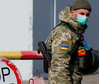 В Украине с 3 декабря будет запрещен въезд иностранцев из стран, где распространен штамм ”Омикрон"