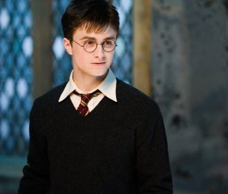 Бекхэм, Фрай и другие звезды прочитают вслух первую книгу о Гарри Поттере