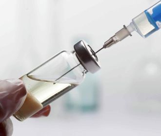 Вакцину от коронавируса получат минимум 20% украинцев