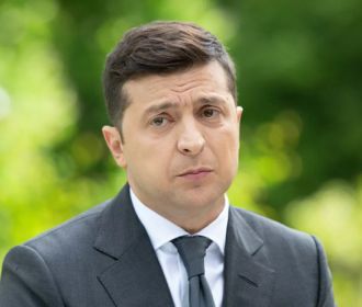 От Зеленского требуют обнародовать детали переговоров, которые ведет украинская делегация в ТКГ по Донбассу