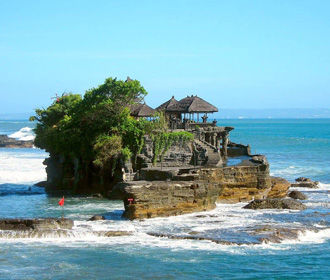 Бали откроется для иностранных туристов с октября