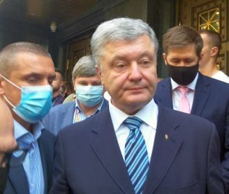 Группа поддержки Порошенко обращается к Зеленскому с призывом прекратить "политические преследования"