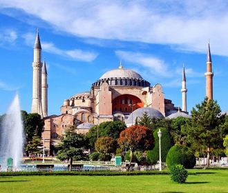 В ЕС осудили превращение Собора Святой Софии в мечеть