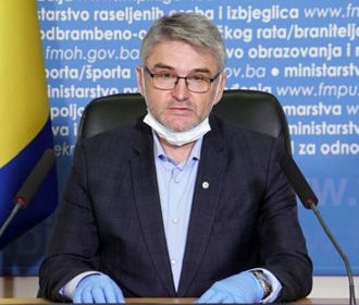 В Боснии от коронавируса скончался министр