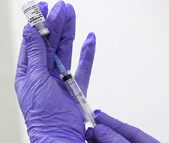 В России начались исследования на людях третьей вакцины от коронавируса