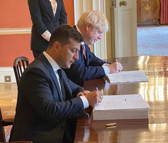 Украина и Британия подписали соглашение о свободной торговле и партнерстве