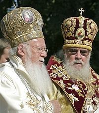 Алексий II призвал вернуться в лоно Церкви