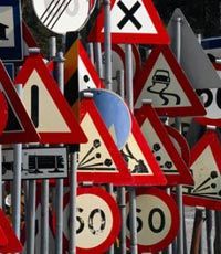 Стандарты дорожных знаков приблизили к европейским