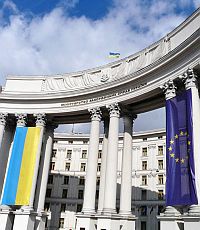 Украина будет требовать от стран СНГ выполнения договора о ЗСТ
