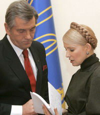 Ющенко написал Тимошенко письмо с требованием выплатить пенсии