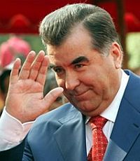 Таджикистан проголосовал за пожизненное правление Рахмона