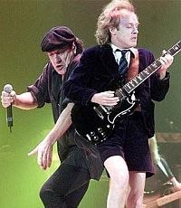 AC/DC выложит музыку на стриминговые сервисы