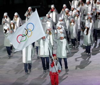 Макрон призвал "не политизировать" возможное участие россиян в Олимпиаде