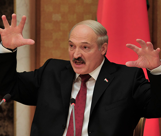 Лукашенко предложил протестующим Казахстана встать на колени