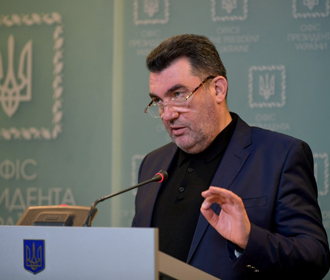 Введение ЧП радикально не отразится на жизни украинцев - секретарь СНБО