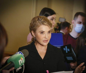 Инициативу Юлии Тимошенко о снижении цены на газ поддержали советы по всей стране